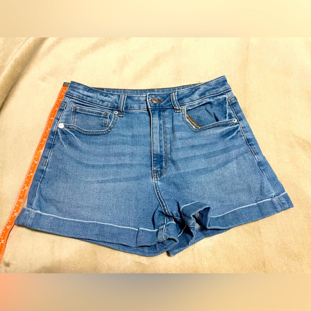 American Eagle Mom Shorts